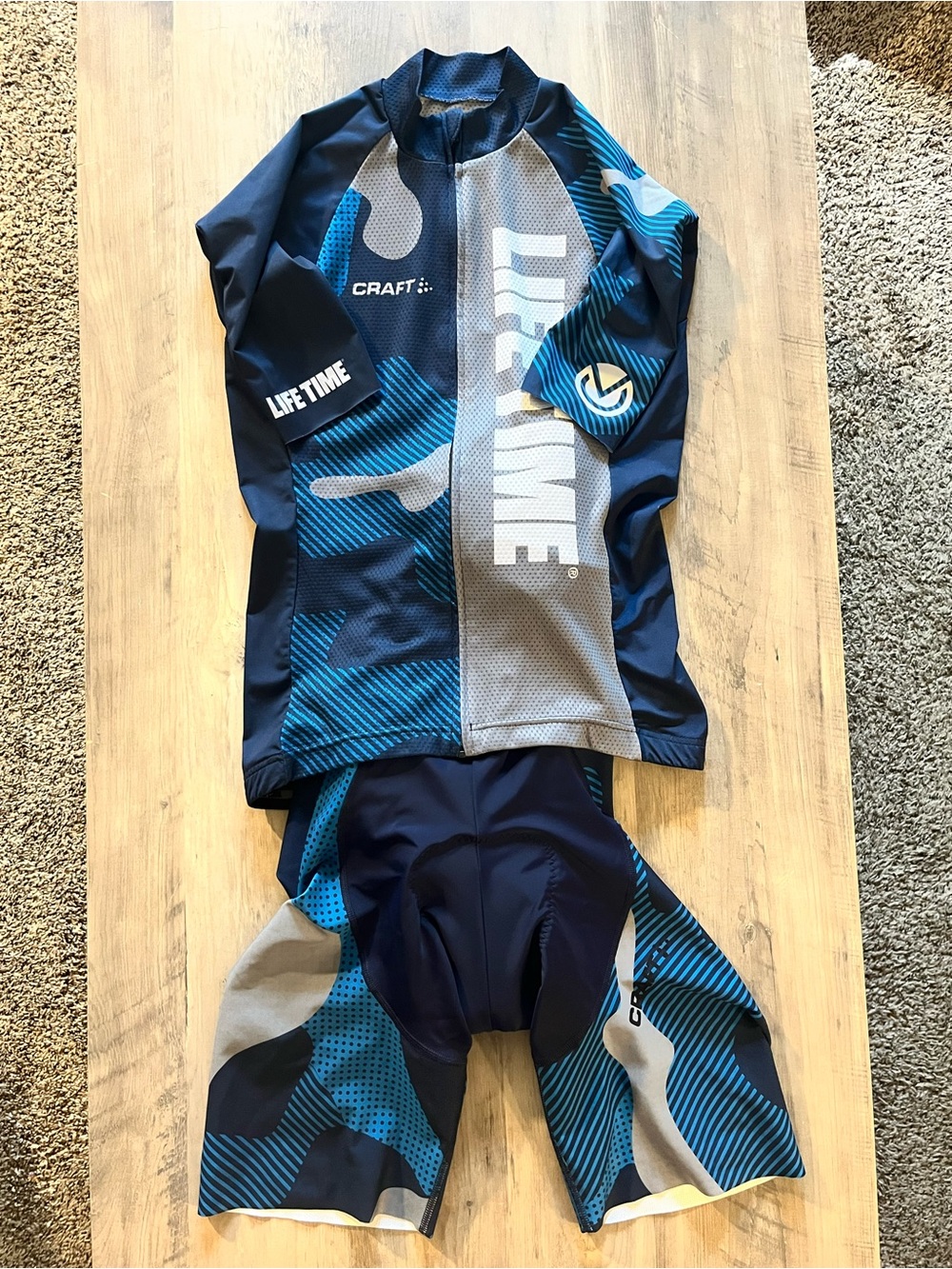 Craft Life Time Women’s Blue Camo Cycling Kit Medium Jersey Large Bib Short